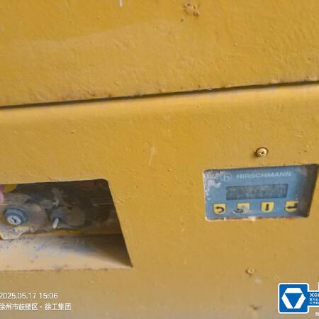 徐工GTJZ1012剪叉式高空作业平台