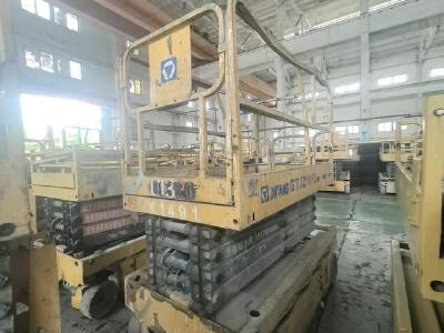 徐工GTJZ1012剪叉式高空作業平臺