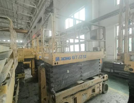 徐工GTJZ1212剪叉式高空作业平台