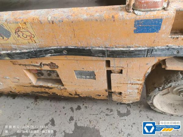 徐工GTJZ1212剪叉式高空作業(yè)平臺