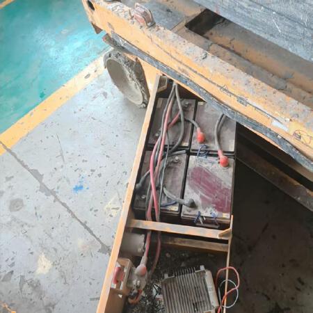 徐工GTJZ1212剪叉式高空作业平台