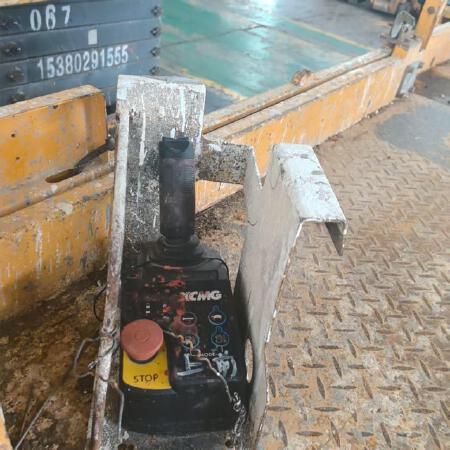 徐工GTJZ1212剪叉式高空作业平台