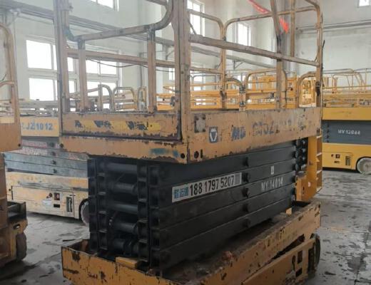 徐工GTJZ1212剪叉式高空作业平台