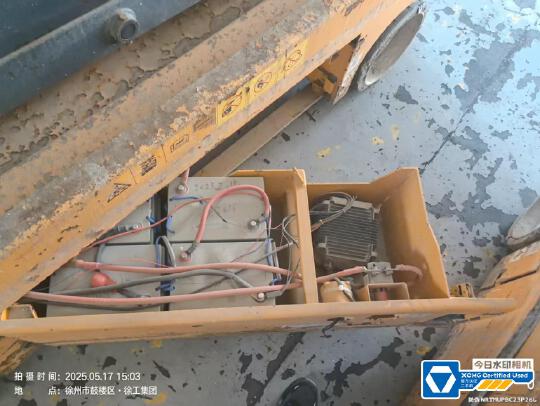 徐工GTJZ1212剪叉式高空作業平臺