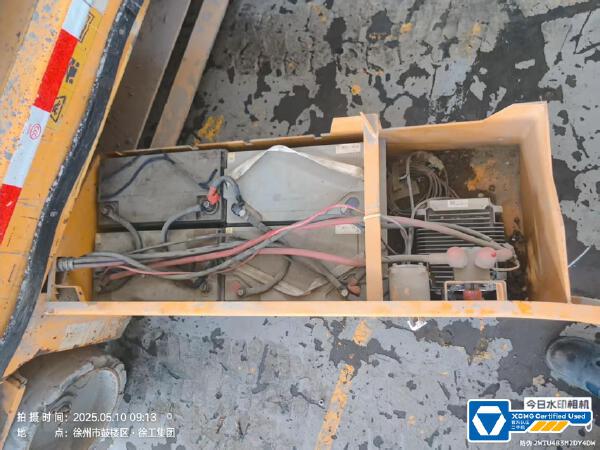 徐工GTJZ1212剪叉式高空作業(yè)平臺