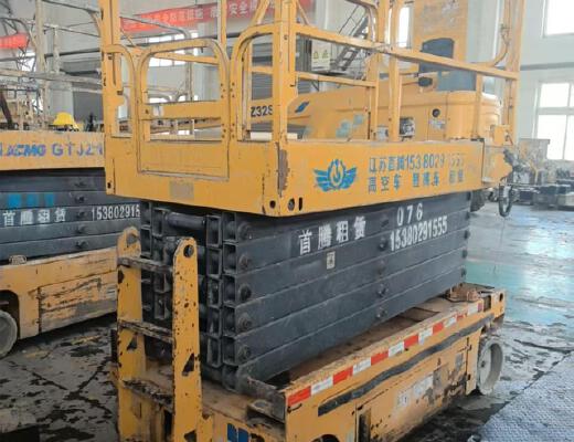 徐工GTJZ1212剪叉式高空作业平台