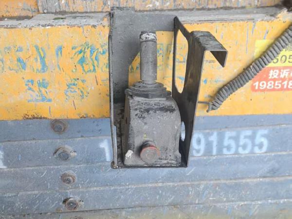 徐工GTJZ1212剪叉式高空作業(yè)平臺