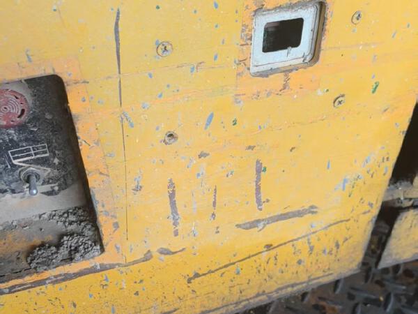 徐工GTJZ1212剪叉式高空作業(yè)平臺