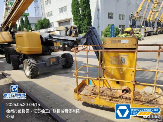 徐工GTBZ14J曲臂式高空作業平臺