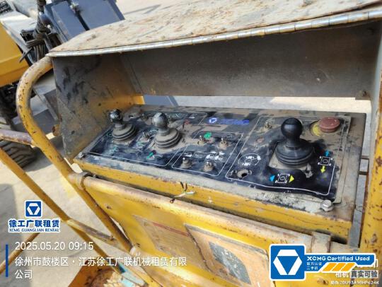 徐工GTBZ14J曲臂式高空作業平臺