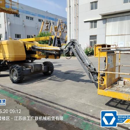徐工GTBZ14J曲臂式高空作业平台