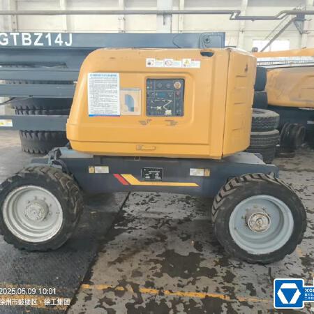 徐工GTBZ14J曲臂式高空作业平台