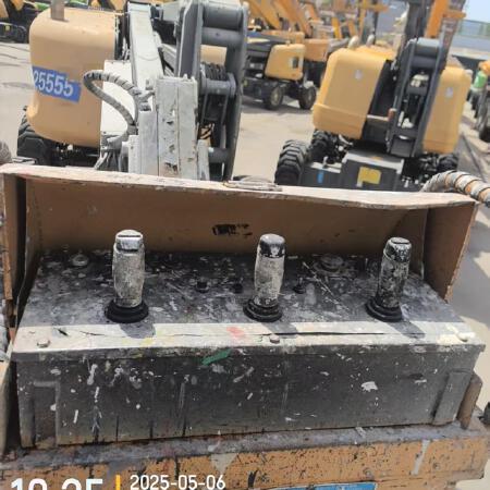 徐工GTBZ14J曲臂式高空作业平台