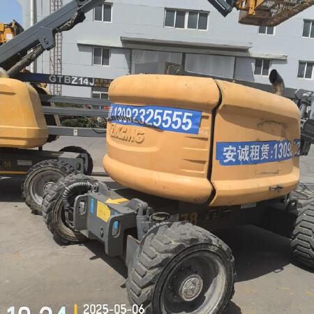 徐工GTBZ14J曲臂式高空作业平台