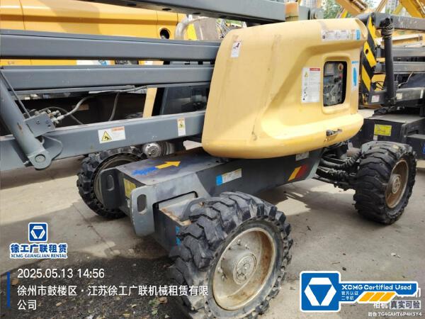 徐工GTBZ14J曲臂式高空作業平臺