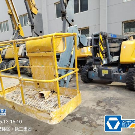 徐工GTBZ14J曲臂式高空作业平台