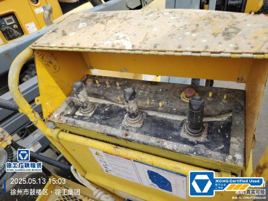 徐工GTBZ14J曲臂式高空作業平臺