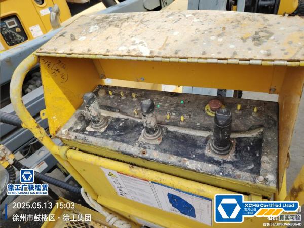 徐工GTBZ14J曲臂式高空作業平臺