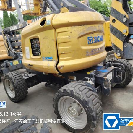 徐工GTBZ14J曲臂式高空作业平台