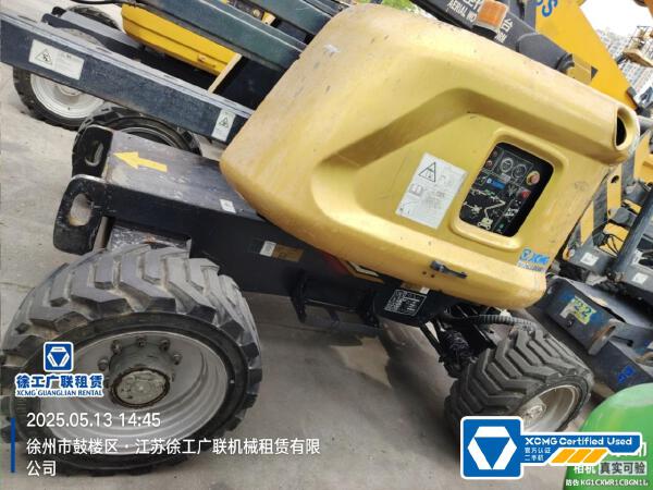 徐工GTBZ14J曲臂式高空作業(yè)平臺(tái)