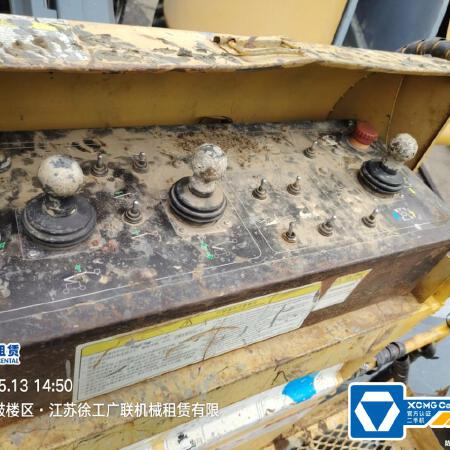 徐工GTBZ14J曲臂式高空作业平台