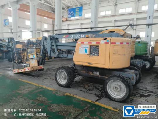 徐工GTBZ14J曲臂式高空作業(yè)平臺(tái)
