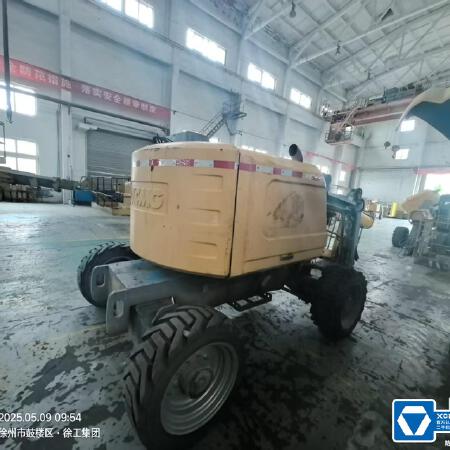 徐工GTBZ14J曲臂式高空作业平台