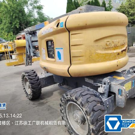 徐工GTBZ14J曲臂式高空作业平台