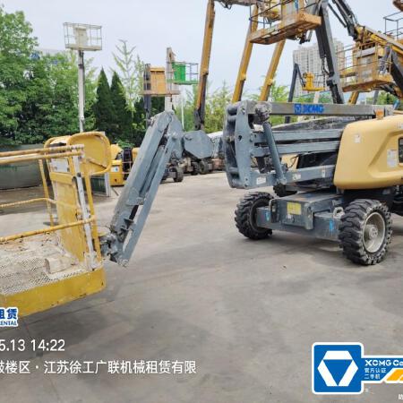 徐工GTBZ14J曲臂式高空作业平台