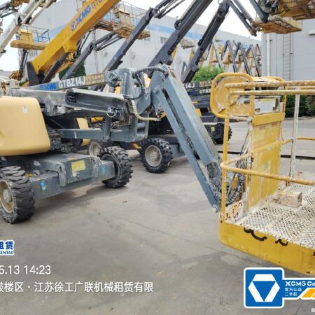 徐工GTBZ14J曲臂式高空作业平台