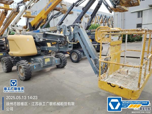 徐工GTBZ14J曲臂式高空作業平臺