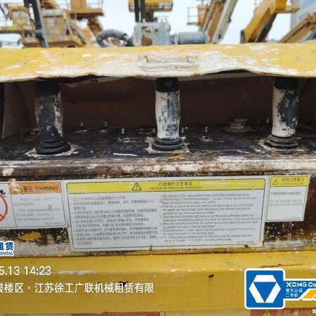 徐工GTBZ14J曲臂式高空作业平台