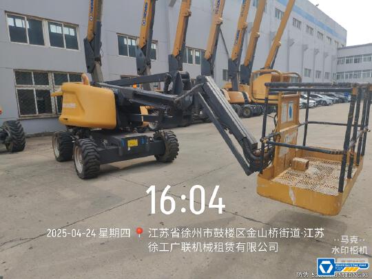 徐工GTBZ14J曲臂式高空作業(yè)平臺(tái)