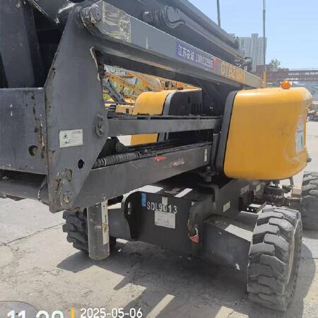 徐工GTBZ18A1曲臂式高空作业平台