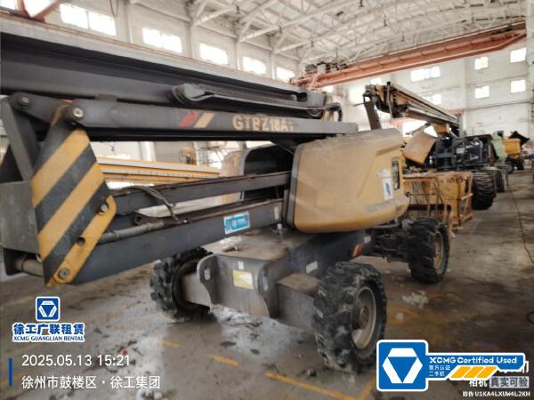 徐工GTBZ18A1曲臂式高空作業(yè)平臺(tái)