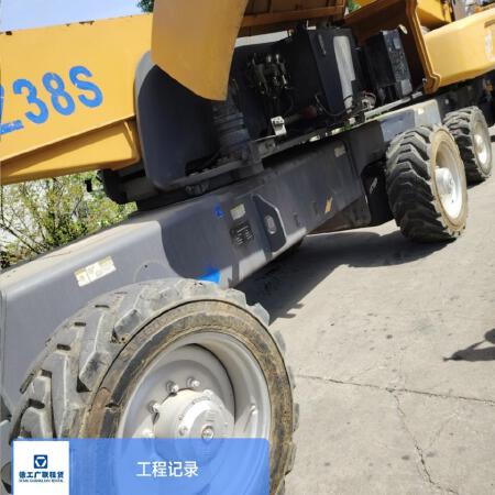 徐工GTBZ38S直臂式高空作业车