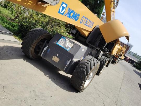 徐工GTBZ38S直臂式高空作業車