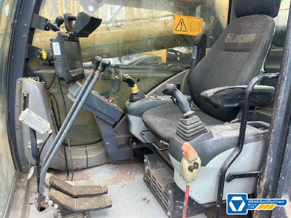 徐工XR280D旋挖鉆機(jī)