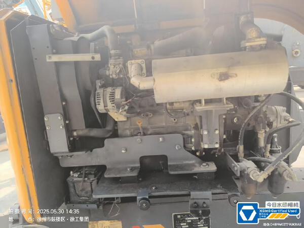 徐工GTBZ14J曲臂式高空作業(yè)平臺(tái)