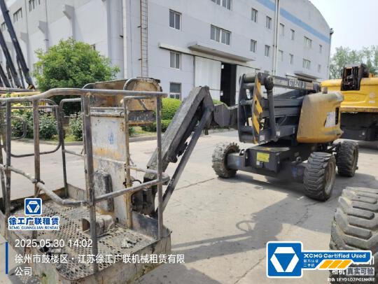 徐工GTBZ14J曲臂式高空作業平臺