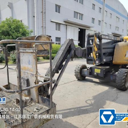 徐工GTBZ14J曲臂式高空作业平台