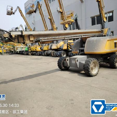 徐工GTBZ22S直臂式高空作业平台