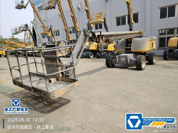 徐工GTBZ22S直臂式高空作業(yè)平臺