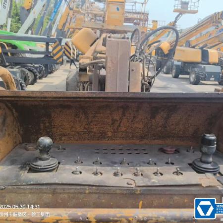 徐工GTBZ38S直臂式高空作业车