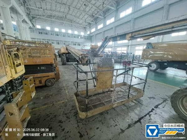 徐工GTBZ38S直臂式高空作業(yè)車