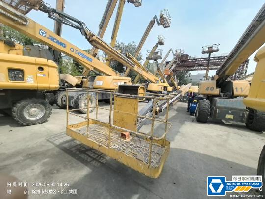 徐工GTBZ38S直臂式高空作業車