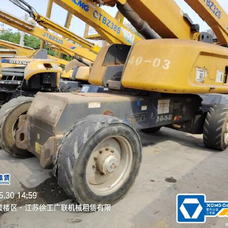 徐工GTBZ38S直臂式高空作业车