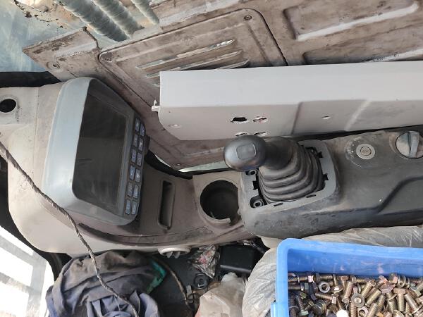 徐工XE900D履帶式挖掘機