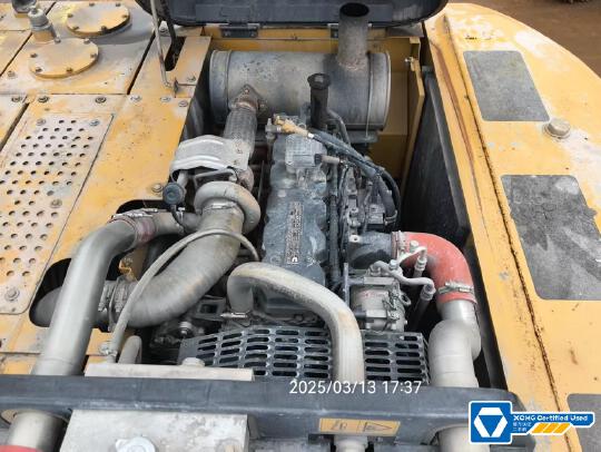 徐工XE245DK履带式挖掘机