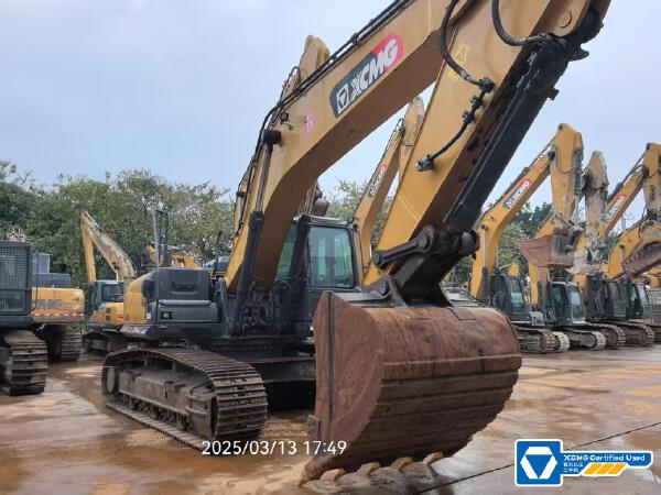 徐工XE335DK履帶式挖掘機